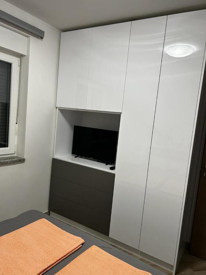Apartmani Jedro Šilo Eksteriør bilde